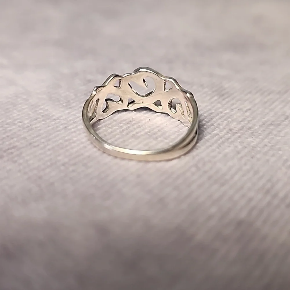 Tiffany & Co. Sterling Silver Triple Heart Paloma Picasso Ring Sz. 4.5 - Picture 4 of 8